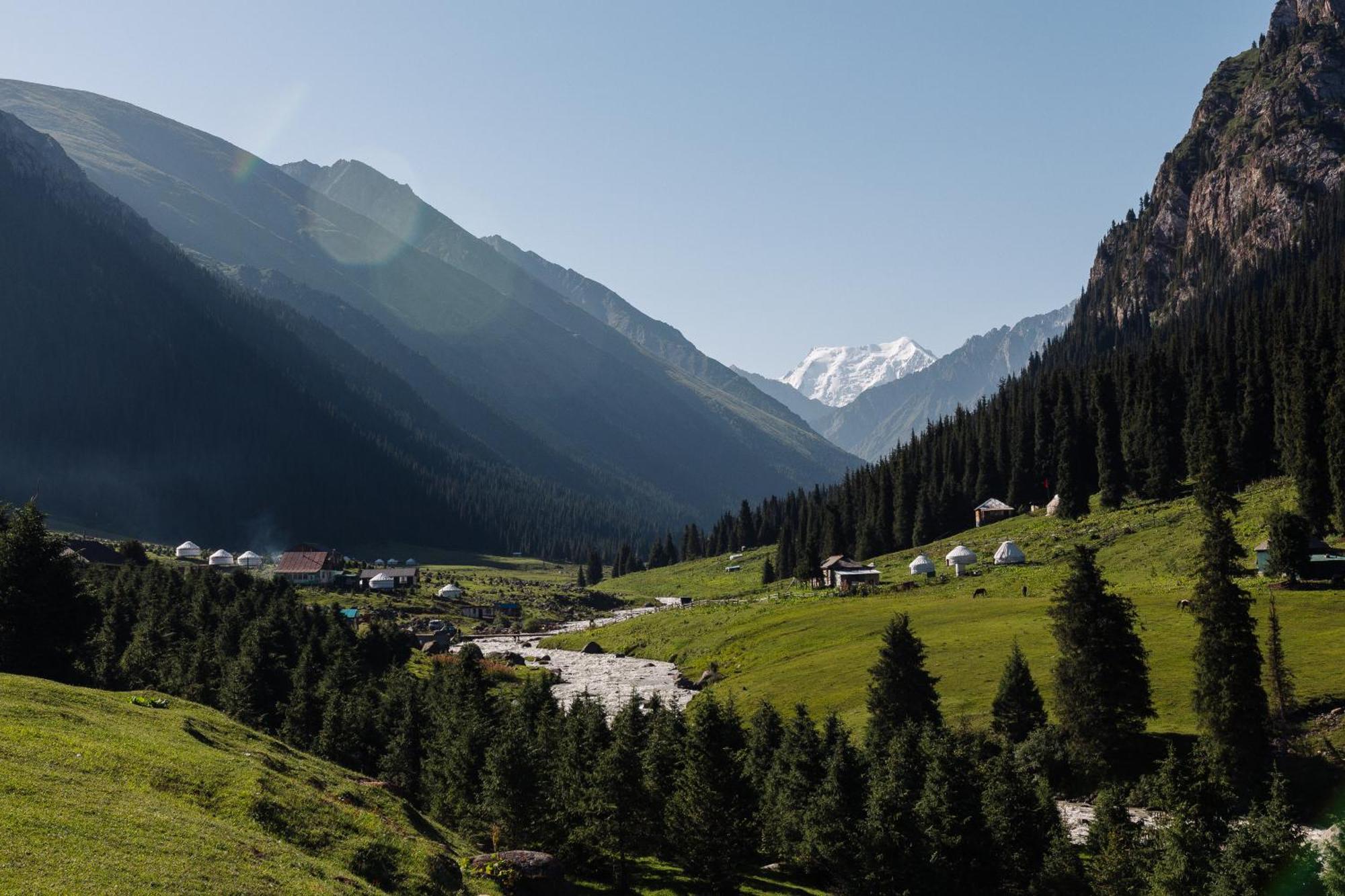 Eco Yurt Camp Arashan Hotell Teploklyuchenka Eksteriør bilde