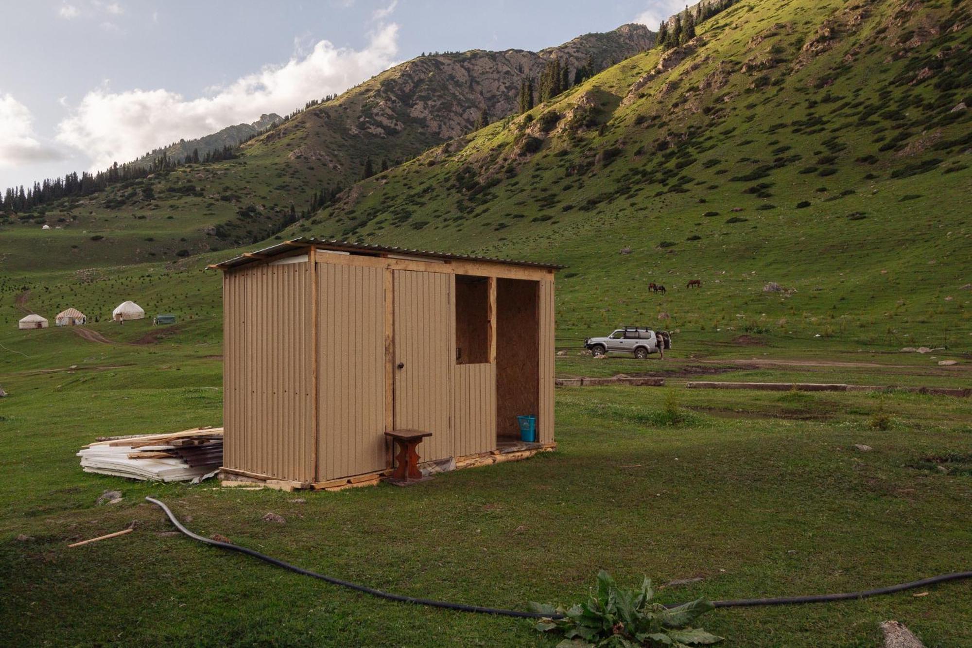 Eco Yurt Camp Arashan Hotell Teploklyuchenka Eksteriør bilde