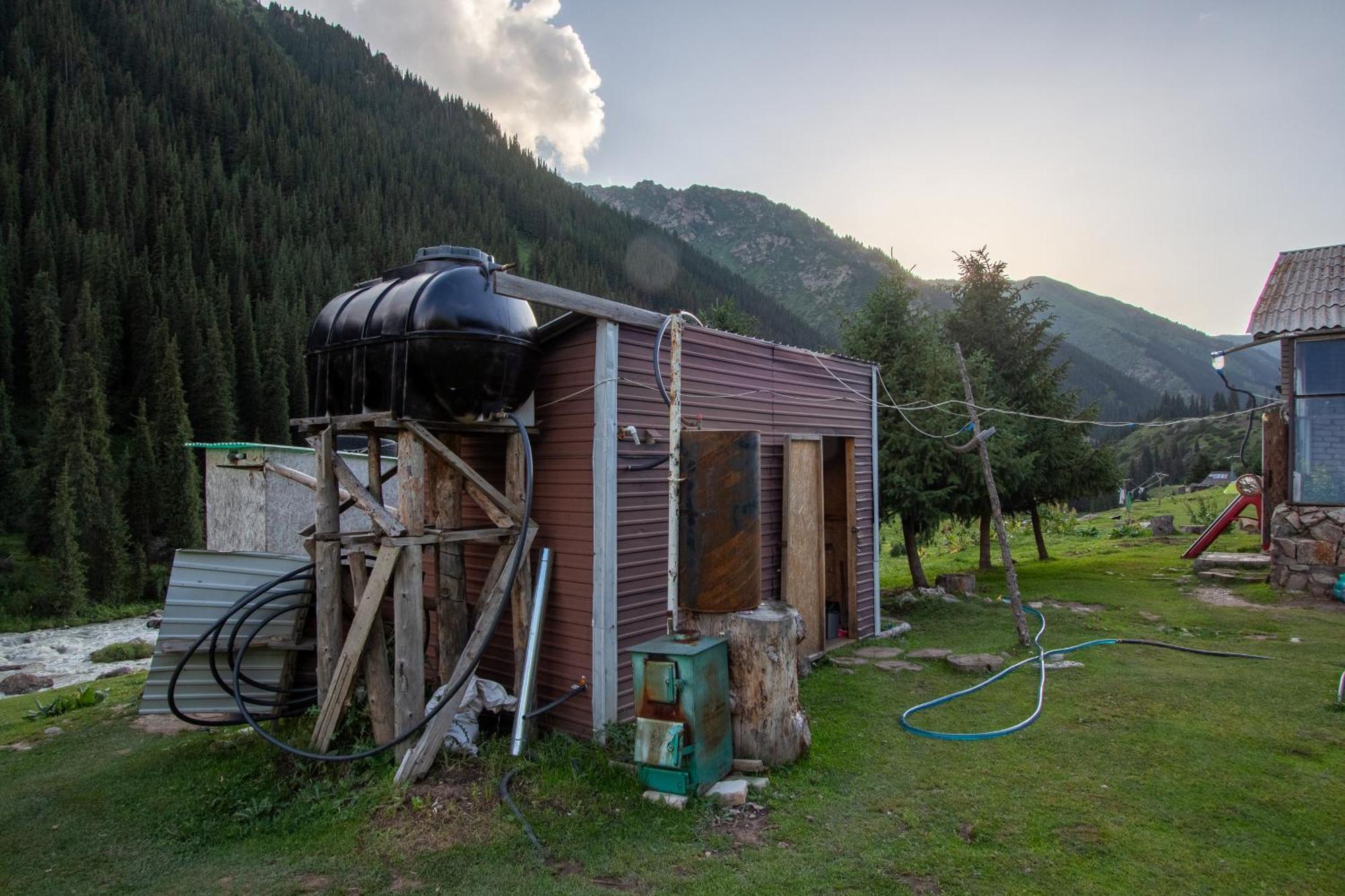 Eco Yurt Camp Arashan Hotell Teploklyuchenka Eksteriør bilde